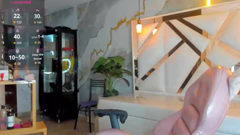 Gabriella online show from July 19, 1:46 pm