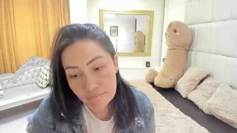 gabriela online show from February 11, 5:25 pm