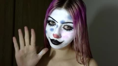 gabygumms online show from November 30, 7:45 am