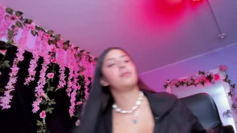 gabby cooper online show from April 13, 9:21 am