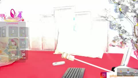 gabyyjones online show from December 14, 11:49 am