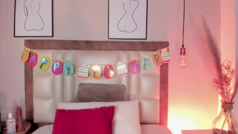 GahiaBelucci online show from April 3, 6:17 pm