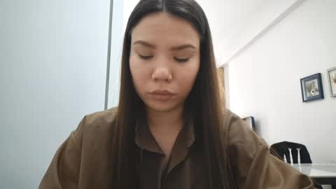 Sarah online show from May 10, 11:56 am