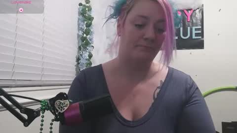 MaryBlue online show from January 13, 5:23 am