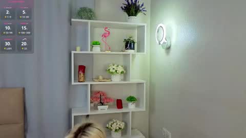 Violla online show from February 19, 4:17 pm