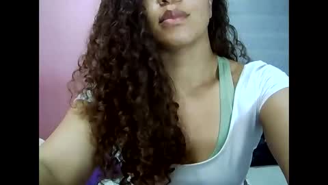 gatubelahotxxx online show from November 15, 12:33 am