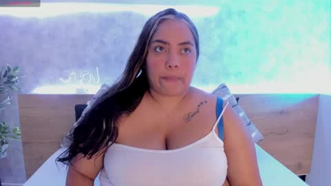 geminis muentes online show from January 3, 2:43 am