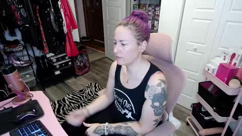 Genny Rock   and  online show from September 20, 1:05 am