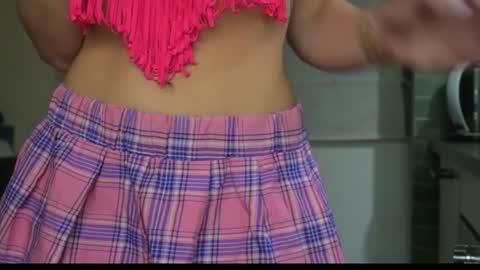 theFragrance online show from December 22, 5:10 am