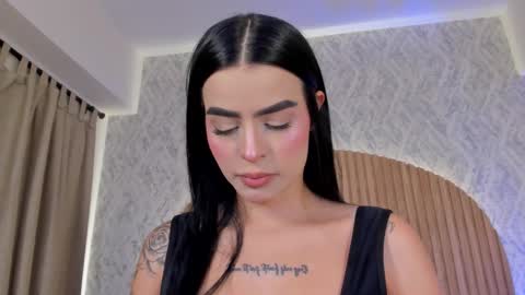 Kendal  online show from November 17, 1:45 pm