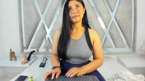 Danna Astrom online show from February 18, 11:52 pm