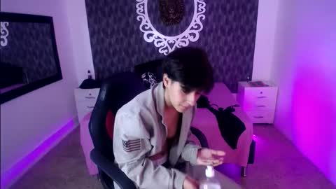 Snapshot of ghost__girl_ chatting on October 25, 5:37 am Your Girl  online show from October 25, 5:37 am