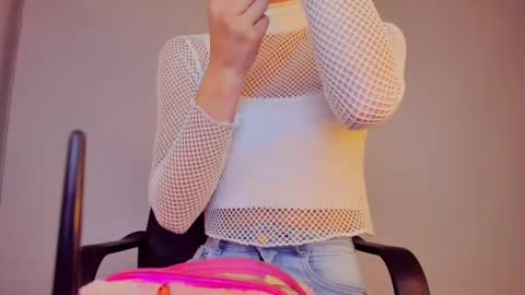 Snapshot of gia_white01 chatting on October 23, 4:51 am GIA WHITE Independet online show from October 23, 4:51 am