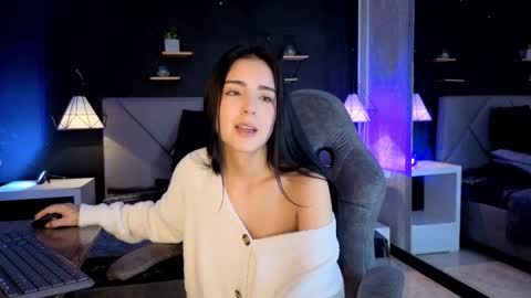 Gia online show from November 14, 2:17 pm