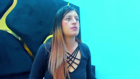 GiaRoussel online show from February 26, 2:16 pm