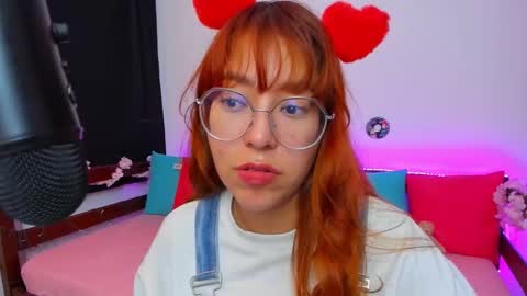 Snapshot of gigimooon chatting on September 20, 11:36 pm gigimooon online show from September 20, 11:36 pm