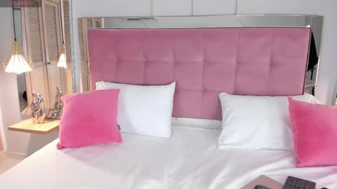 Giisel online show from November 18, 12:28 pm