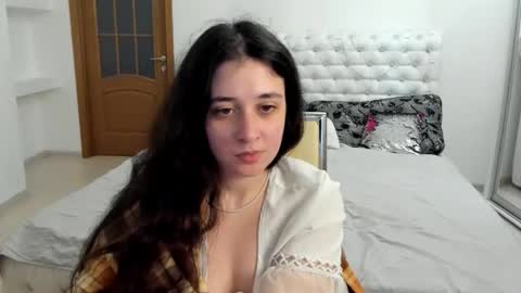 Kate online show from October 28, 11:49 am