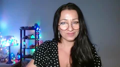 GinaONeon online show from October 4, 8:13 pm