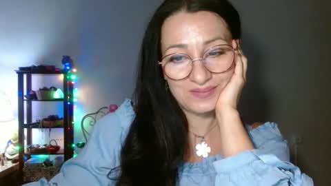 GinaONeon online show from November 10, 7:53 pm