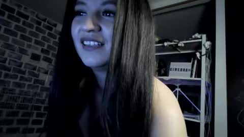 ginebra__uruena online show from March 10, 2:48 am