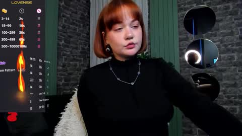 ginger_hood online show from December 15, 6:40 am