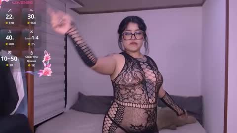 ginmeowuwu online show from February 4, 7:50 pm