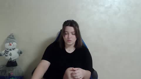 girl_leya online show from January 6, 10:37 pm