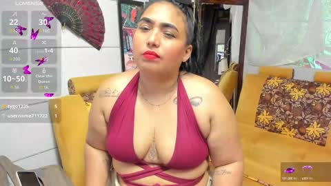 girl_luna_ online show from October 8, 10:25 pm