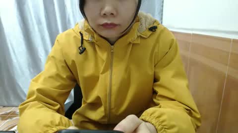 Snapshot of girlbaee chatting on October 23, 2:06 am Babe online show from October 23, 2:06 am