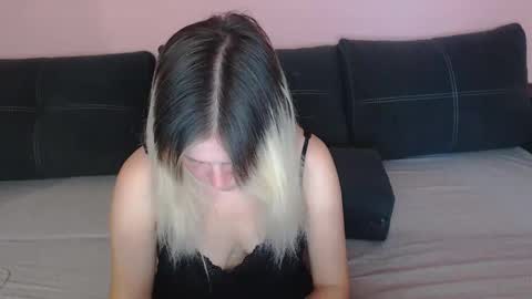 girlfarmers online show from December 5, 6:21 am