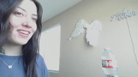 Jasmine online show from March 15, 7:27 pm