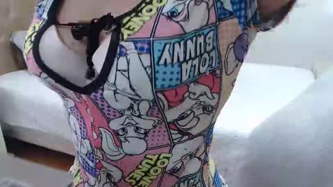 Victoria online show from November 27, 2:20 pm