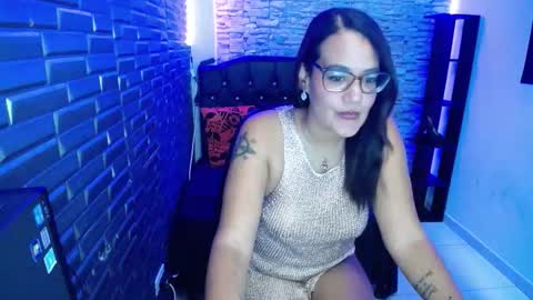 Snapshot of gisell_soto chatting on October 17, 2:26 am gisell soto online show from October 17, 2:26 am