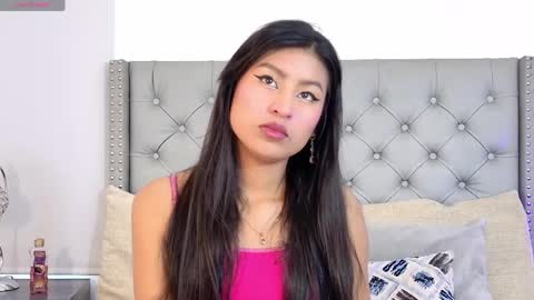 giselltoro online show from May 27, 12:24 pm