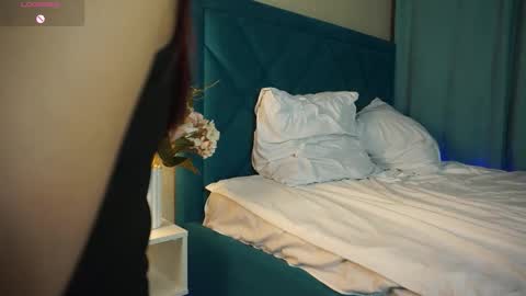 Agness online show from November 9, 1:29 pm