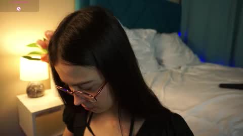 Agness online show from November 6, 1:39 pm