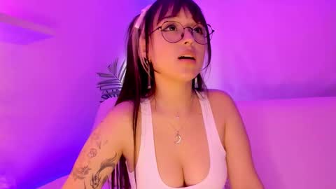 Mimi online show from September 24, 9:58 pm