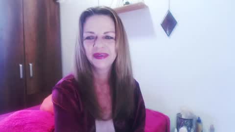 gloriawhitte7 online show from December 12, 3:59 pm