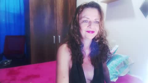 gloriawhitte7 online show from January 7, 11:03 pm