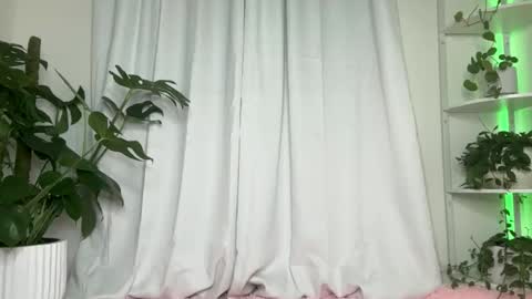 GoblinGoddesss online show from June 11, 2:25 pm