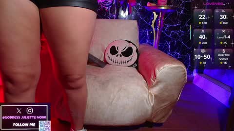 Goddes Juliette Noiir online show from April 7, 11:01 am
