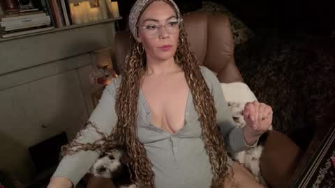 Goddess Mae  NYC online show from February 10, 2:47 am