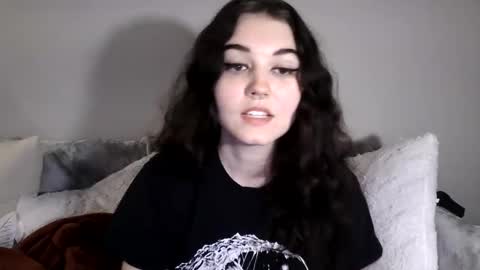 Goddess Raven online show from March 10, 1:45 am