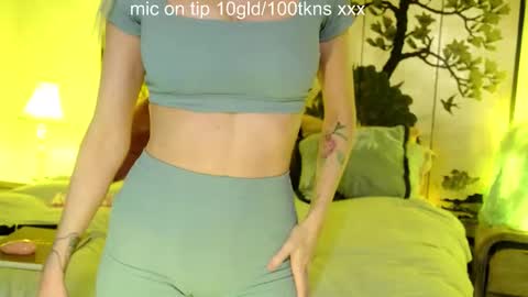 Goddess Sherry online show from December 1, 2:15 am