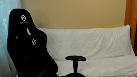 Elizabeth Effie online show from July 7, 4:54 pm