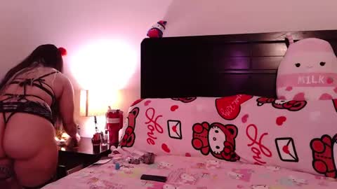 gothbaby305 online show from February 2, 2:10 am