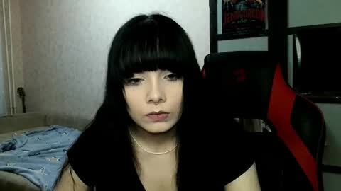 gothickq online show from June 10, 5:33 pm