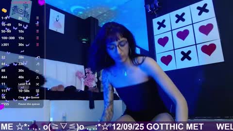 Meredith Alessandra online show from September 13, 5:15 am