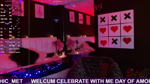 Meredith Alessandra online show from September 20, 4:11 am